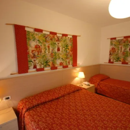 Spacious With A Bright Outdoor Terrace Apartamento *