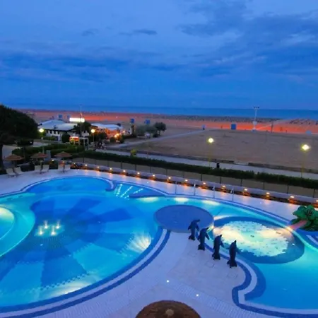 アパート Spacious With A Bright Outdoor Terrace