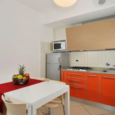Spacious With A Bright Outdoor Terrace * Bibione